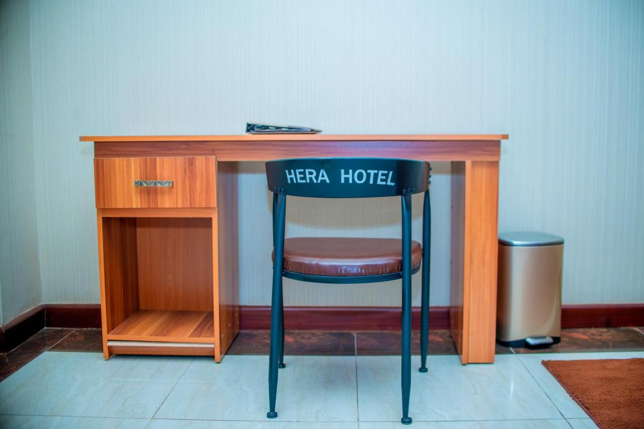 Hera Hotel Кампала Экстерьер фото